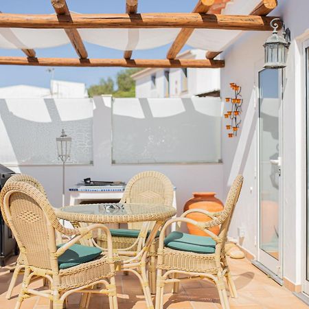 Casa Pedro In Salema - Oceanview & Beach Kültér fotó